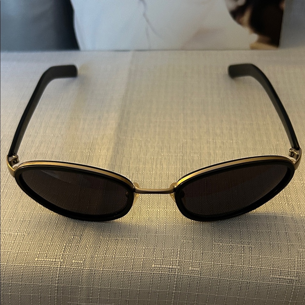 St. John Black and Gold Sunglasses. S-528 BLK - Picture 3 of 5